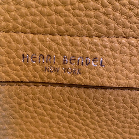 Like new Henri Bendel yellow satchel bag - Picture 4 of 7